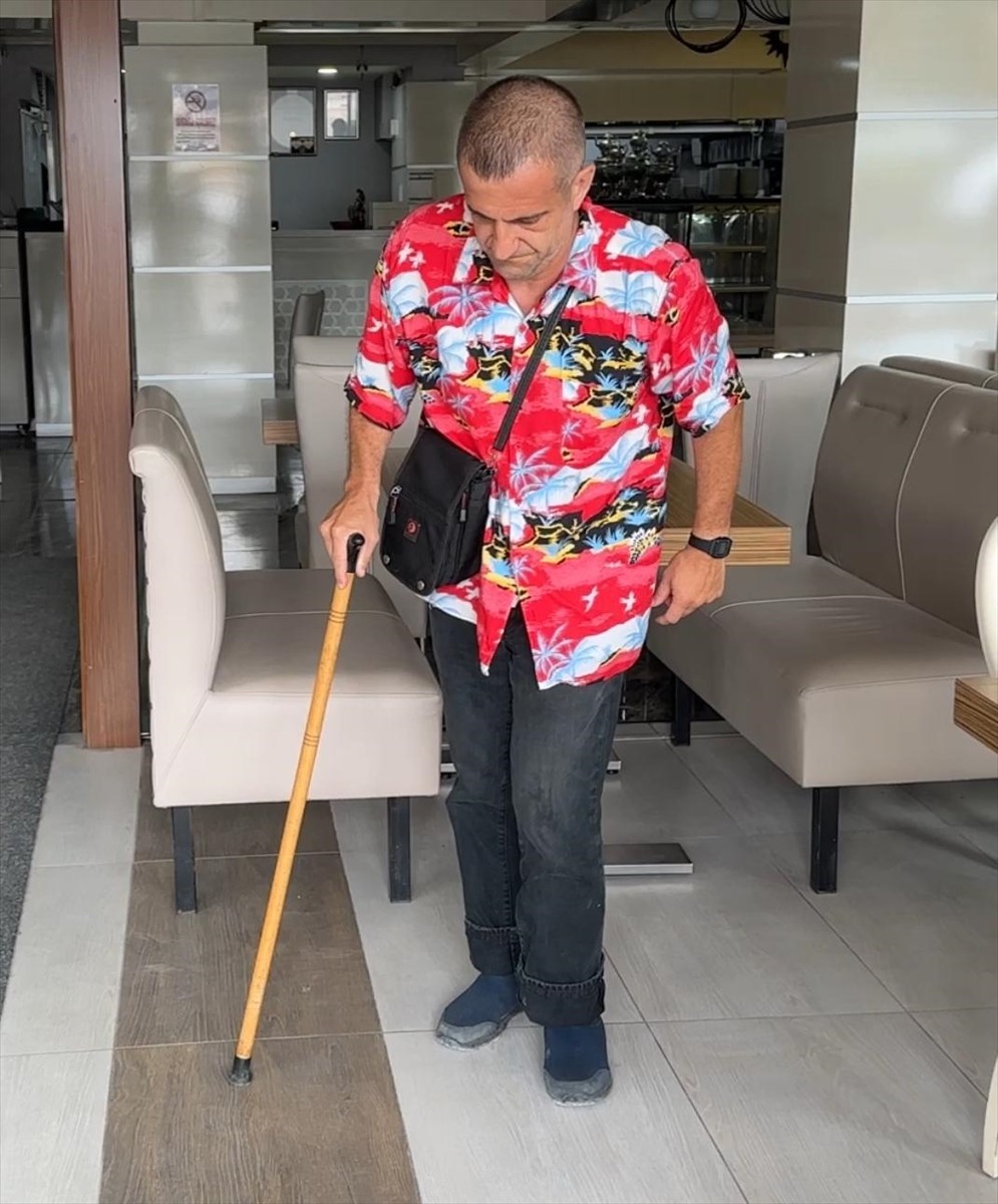 İzmir'de vatani görevini yaptığı sırada rahatsızlanan bir süre hastanede tedavi gördükten sonra...