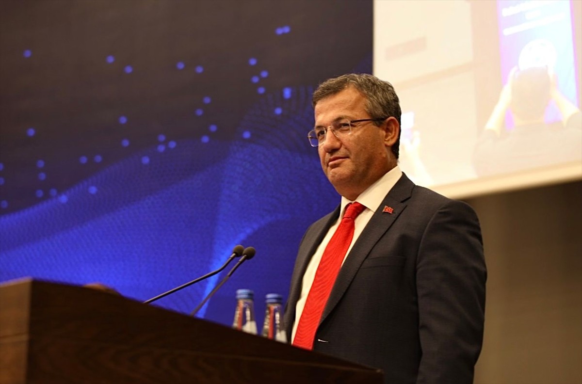 İzmir Ticaret Odasının (İZTO) temmuz ayı olağan meclis toplantısı, İZTO çok amaçlı salonda...