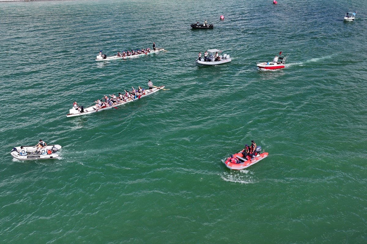 Kayseri'de Yamula Baraj Gölü'nde düzenlenen Dragon Festivali'nin ilk etabı tamamlandı. Kocasinan...