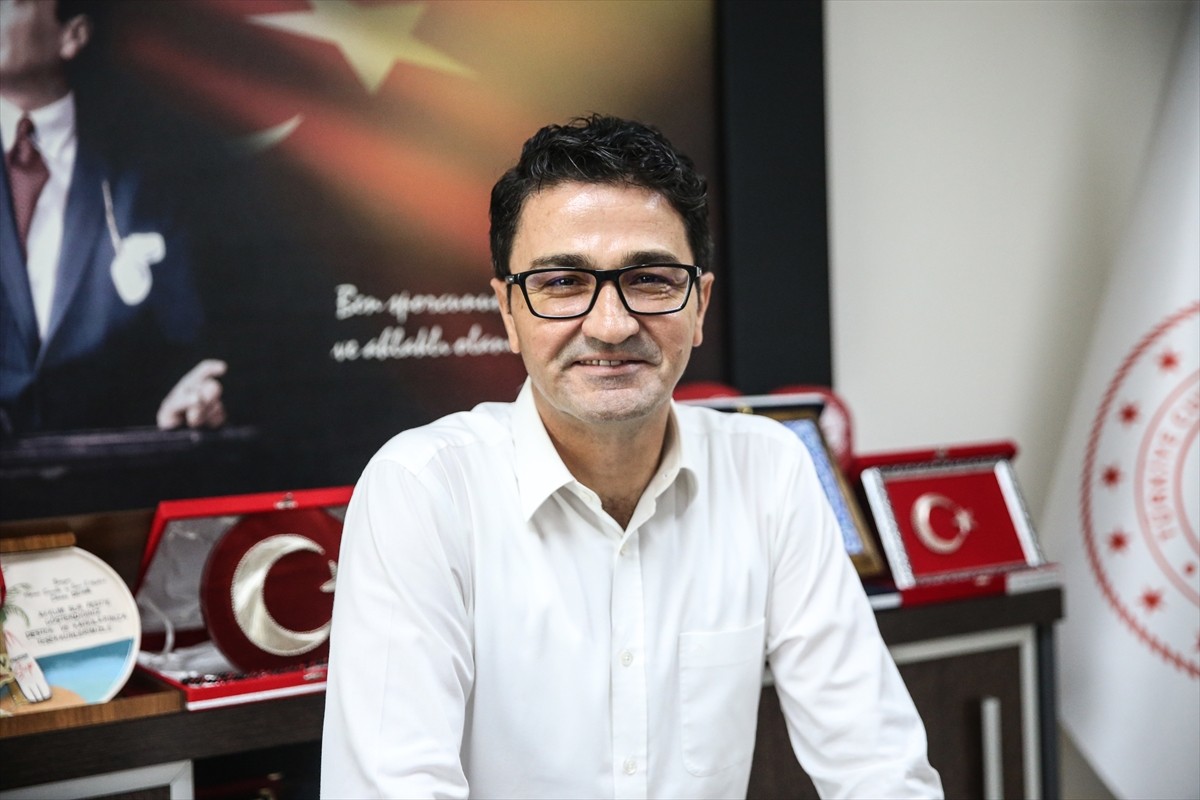 Mersin'de 2013'teki Akdeniz Oyunları öncesi inşa edilen olimpik yüzme havuzu, 11 yılda 263 bin...