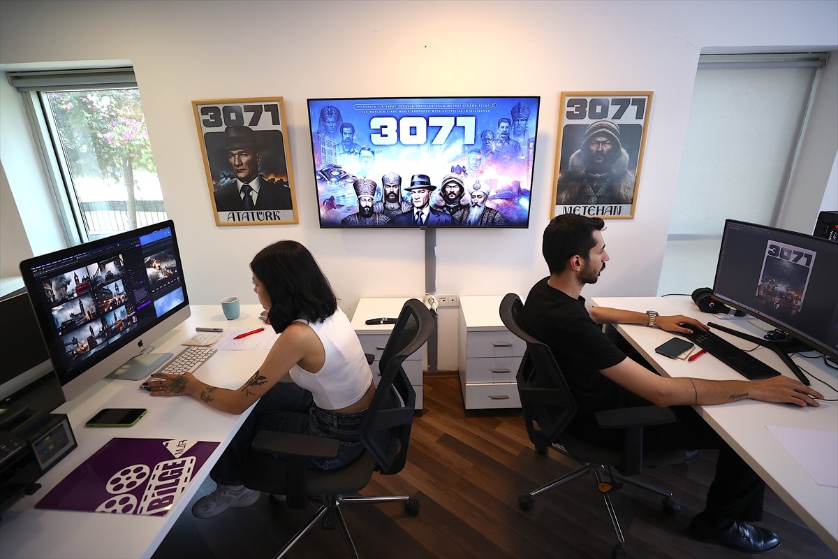 Mersin'de oyuncu kadrosu, senaryosu ve sahnelerinin tamamı yapay zeka programlarında üretilen uzun...