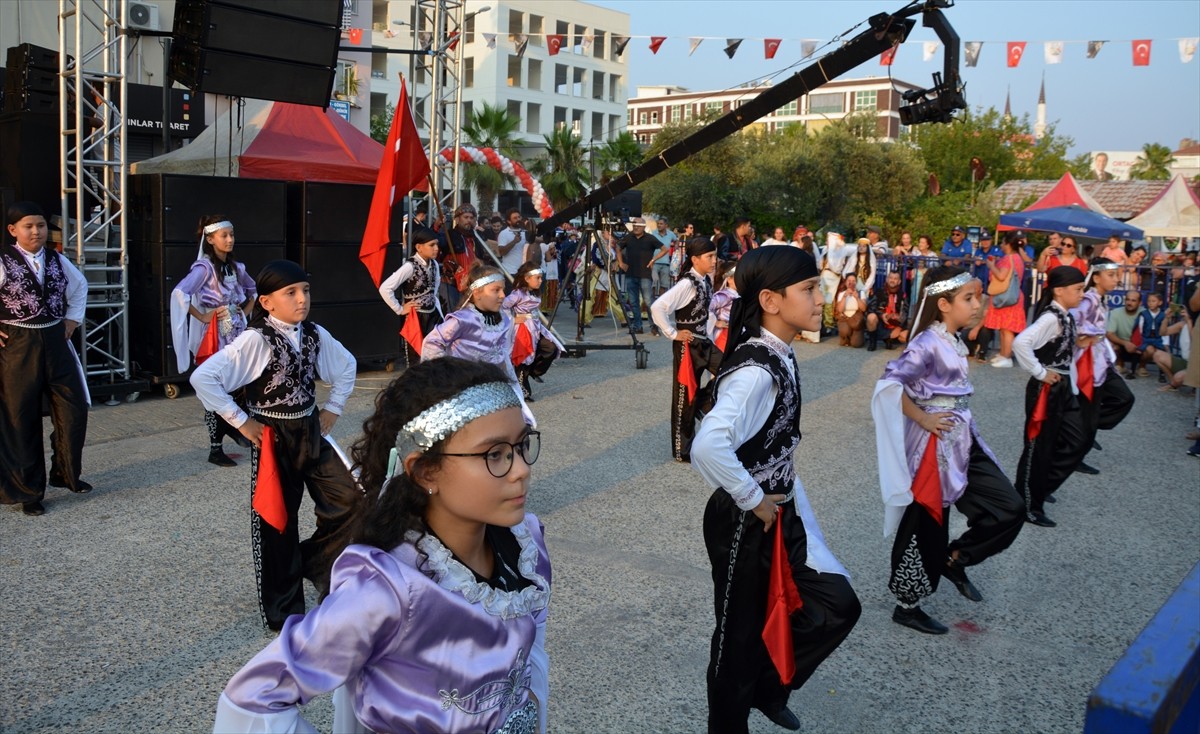Muğla'nın Ortaca ilçesinde bu yıl 27'ncisi gerçekleştirilen "Ortaca Tarım, Çevre ve Turizm...