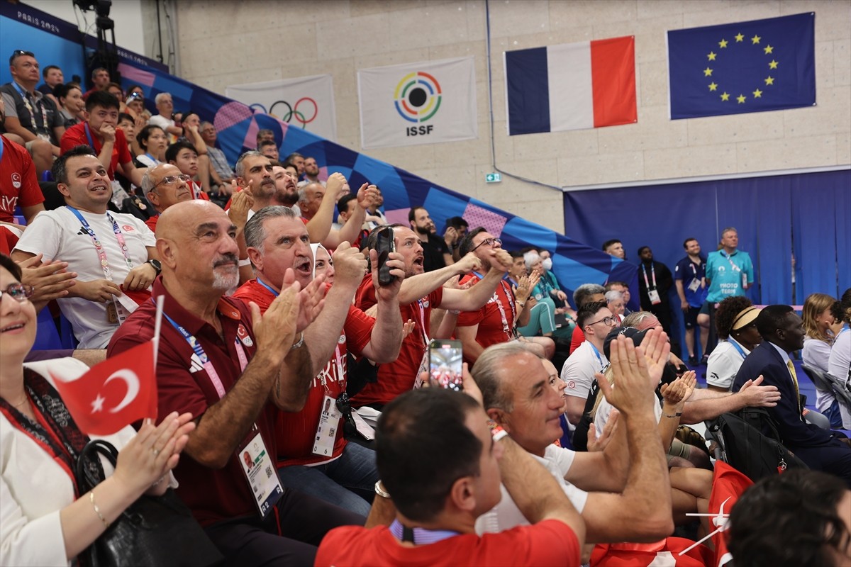 Paris 2024 Olimpiyat Oyunları'nda Yusuf Dikeç ve Şevval İlayda Tarhan'dan oluşan atıcılık milli...