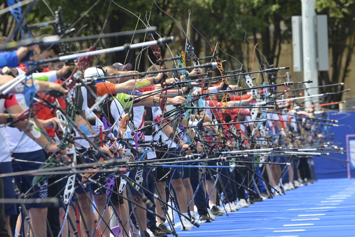 Paris 2024 Olimpiyat Oyunları'nın okçuluk branşında sıralama atışları sona erdi. Fransa'nın...