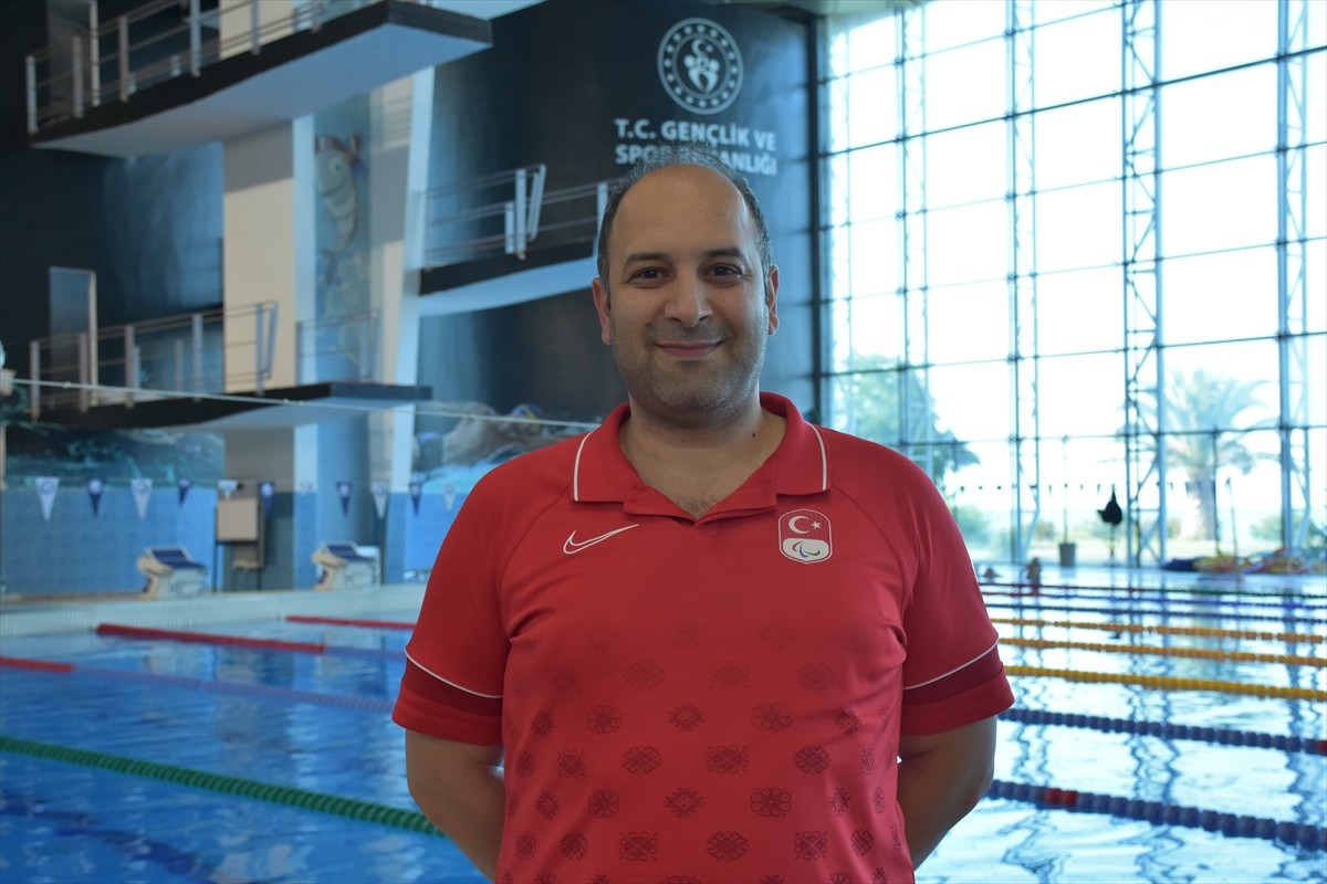 Paris 2024 Paralimpik Oyunları'nda yarışacak milli yüzücülerin Trabzon'daki kampı devam ediyor....