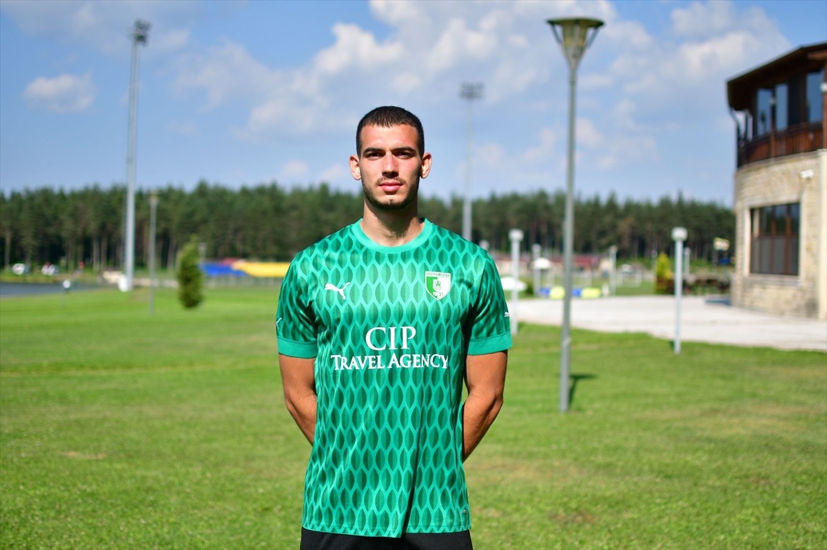 Süper Lig'in yeni ekiplerinden Sipay Bodrum FK, geçen sezon Hacettepe 1945'te forma giyen 22...