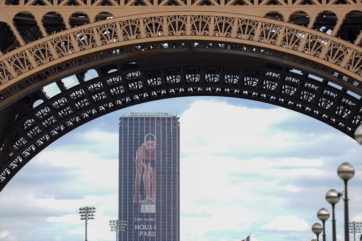 Tarihteki 33. olimpiyatlara ev sahipliği yapacak Fransa'nın başkenti Paris'te hazırlıklar son...