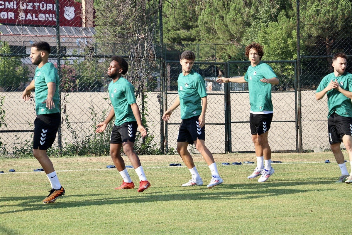 Trendyol 1. Lig ekiplerinden Sakaryaspor'da 2024-2025 sezonu hazırlıklarının üçüncü etabı başladı....