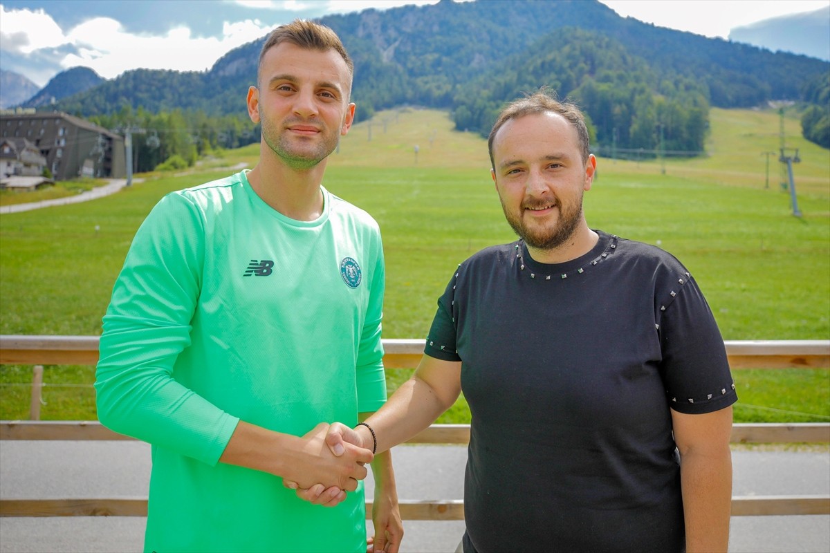 Trendyol Süper Lig ekiplerinden TÜMOSAN Konyaspor, kaleci Yavuz Aygün'ü (fotoğrafta) transfer...