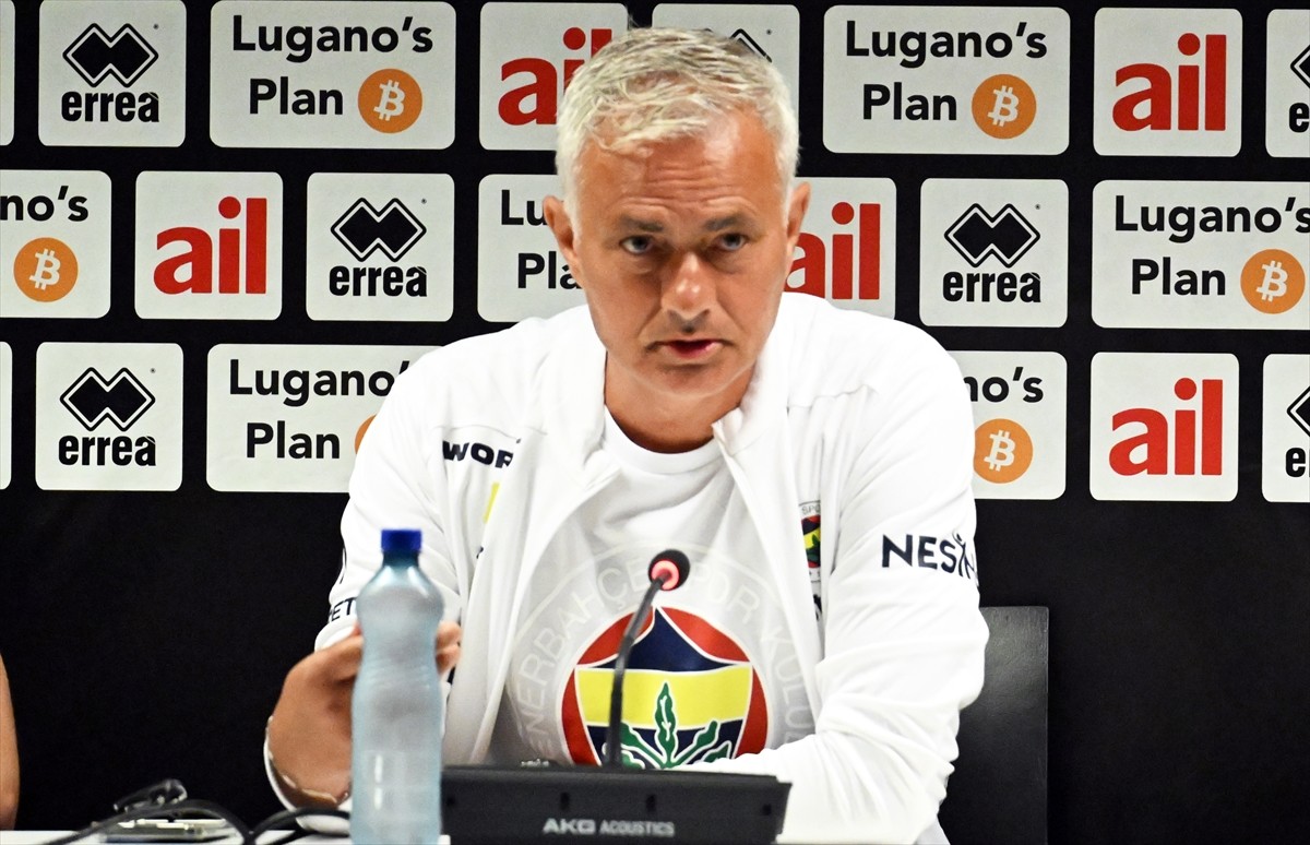 UEFA Şampiyonlar Ligi 2. eleme turu ilk maçında İsviçre'nin Lugano takımıyla deplasmanda...