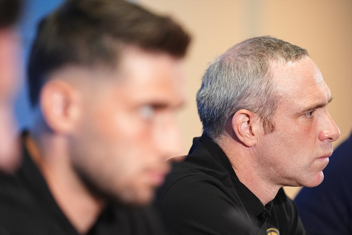 UEFA Şampiyonlar Ligi 2. eleme turu rövanş maçında yarın Fenerbahçe'ye konuk olacak İsviçre ekibi...