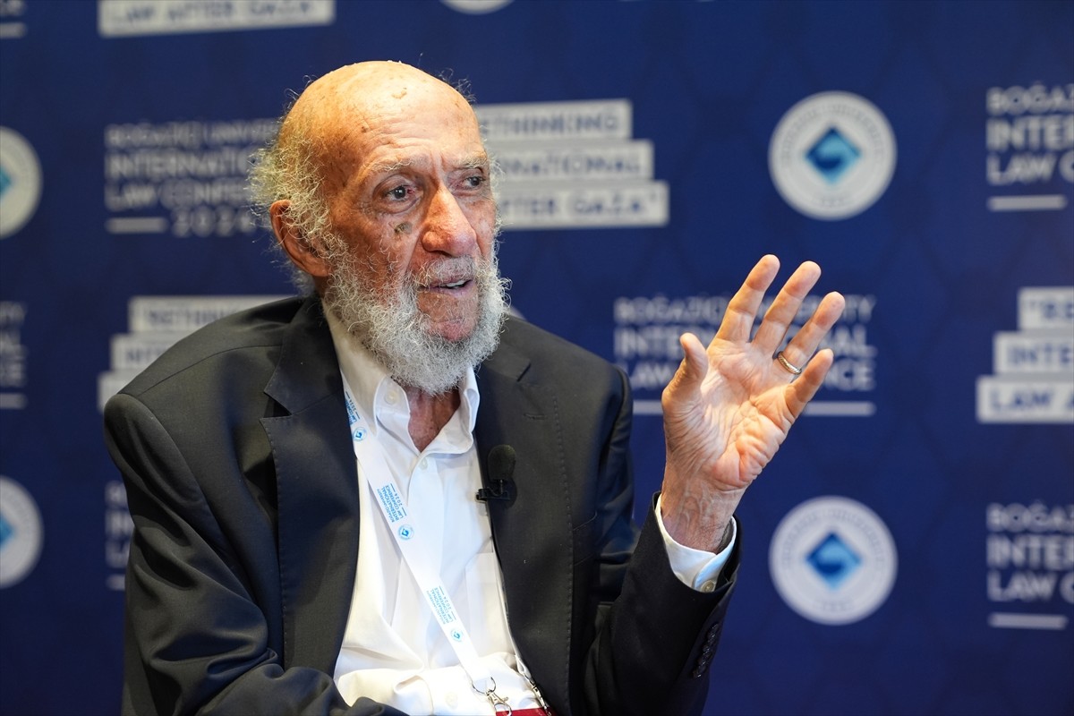 ABD'deki Princeton Üniversitesinde Uluslararası Hukuk Uzmanı ve eski Birleşmiş Milletler (BM)...