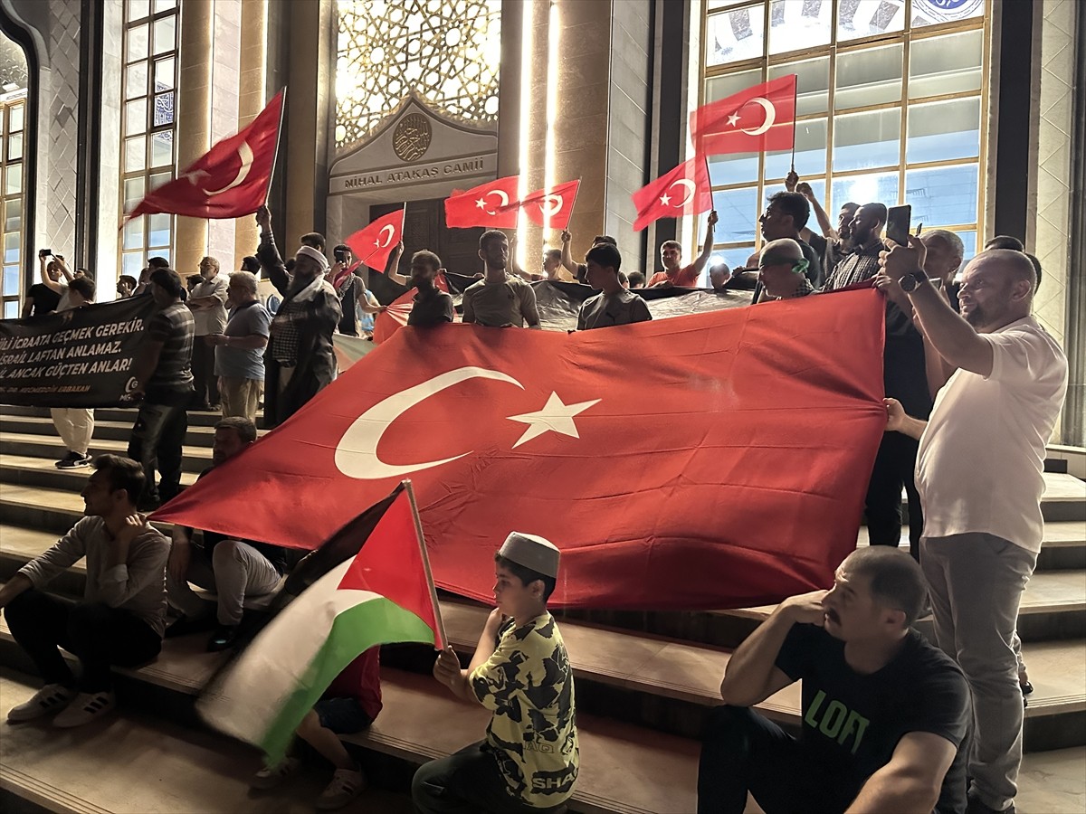 Adana, Hatay, Mersin ve Osmaniye'de bazı sivil toplum kuruluşları, Hamas Siyasi Büro Başkanı...