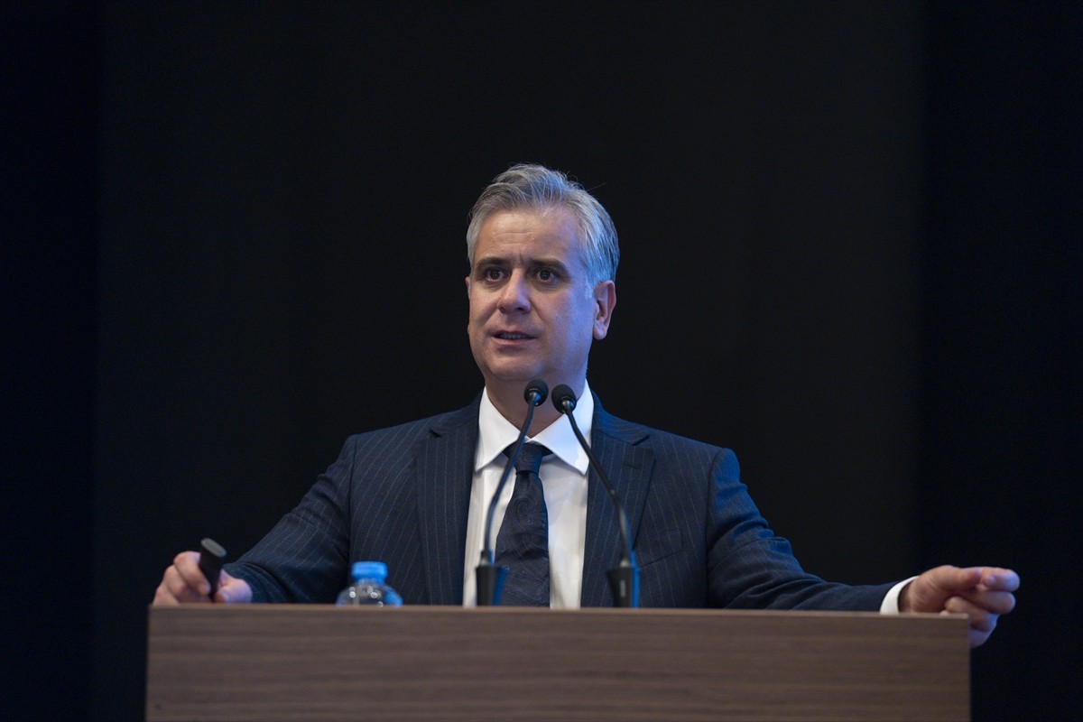 AK Parti İnsan Hakları Başkanlığınca AK Parti Genel Merkez Konferans Salonu'nda 'İnsan Hakları...