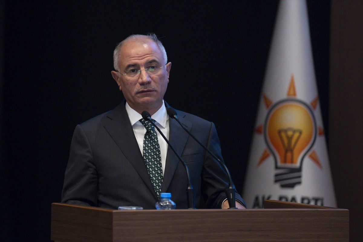 AK Parti İnsan Hakları Başkanlığınca AK Parti Genel Merkez Konferans Salonu'nda 'İnsan Hakları...