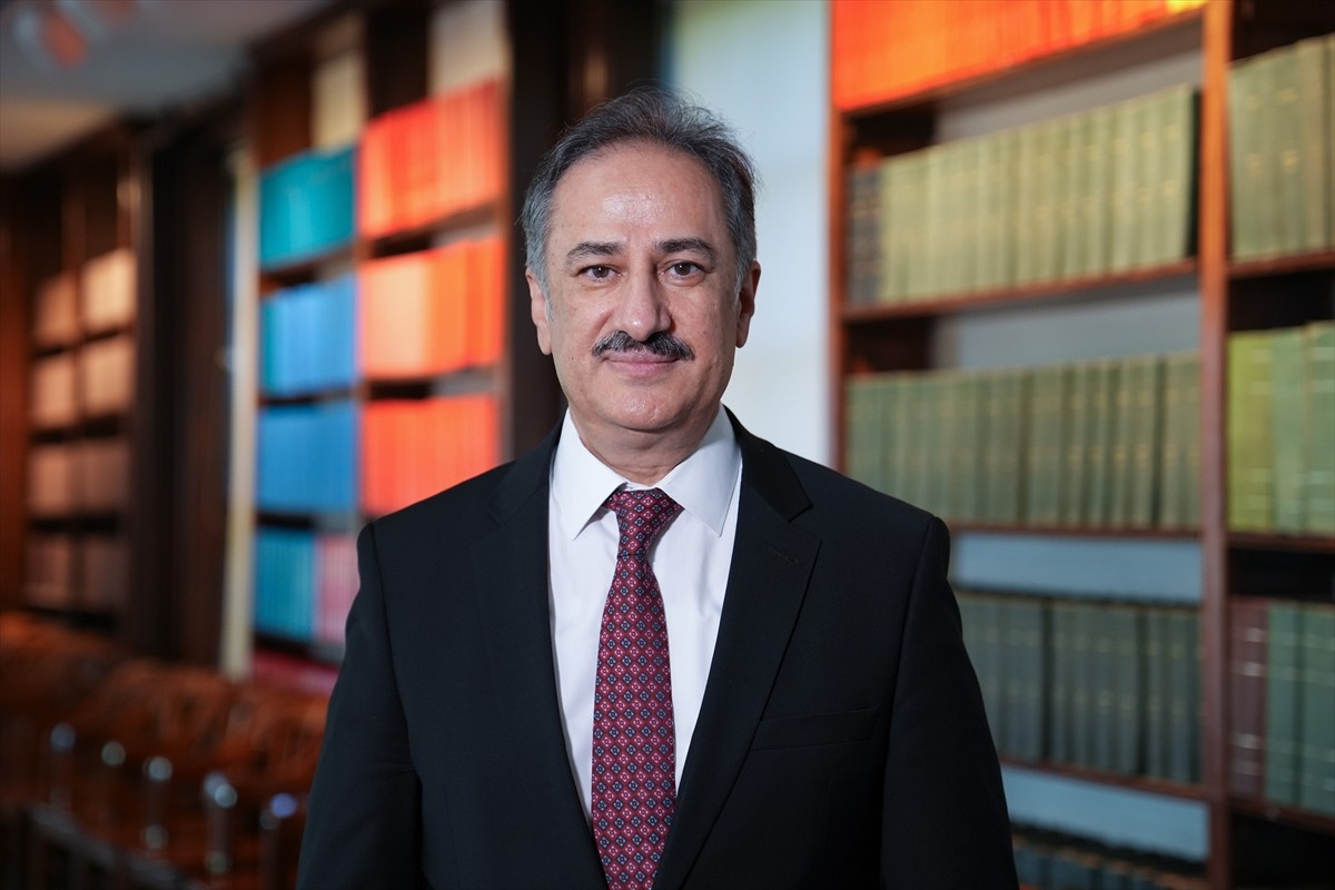 Anadolu Ajansının (AA) Global İletişim Ortağı olduğu, Boğaziçi Üniversitesi Hukuk Fakültesince...