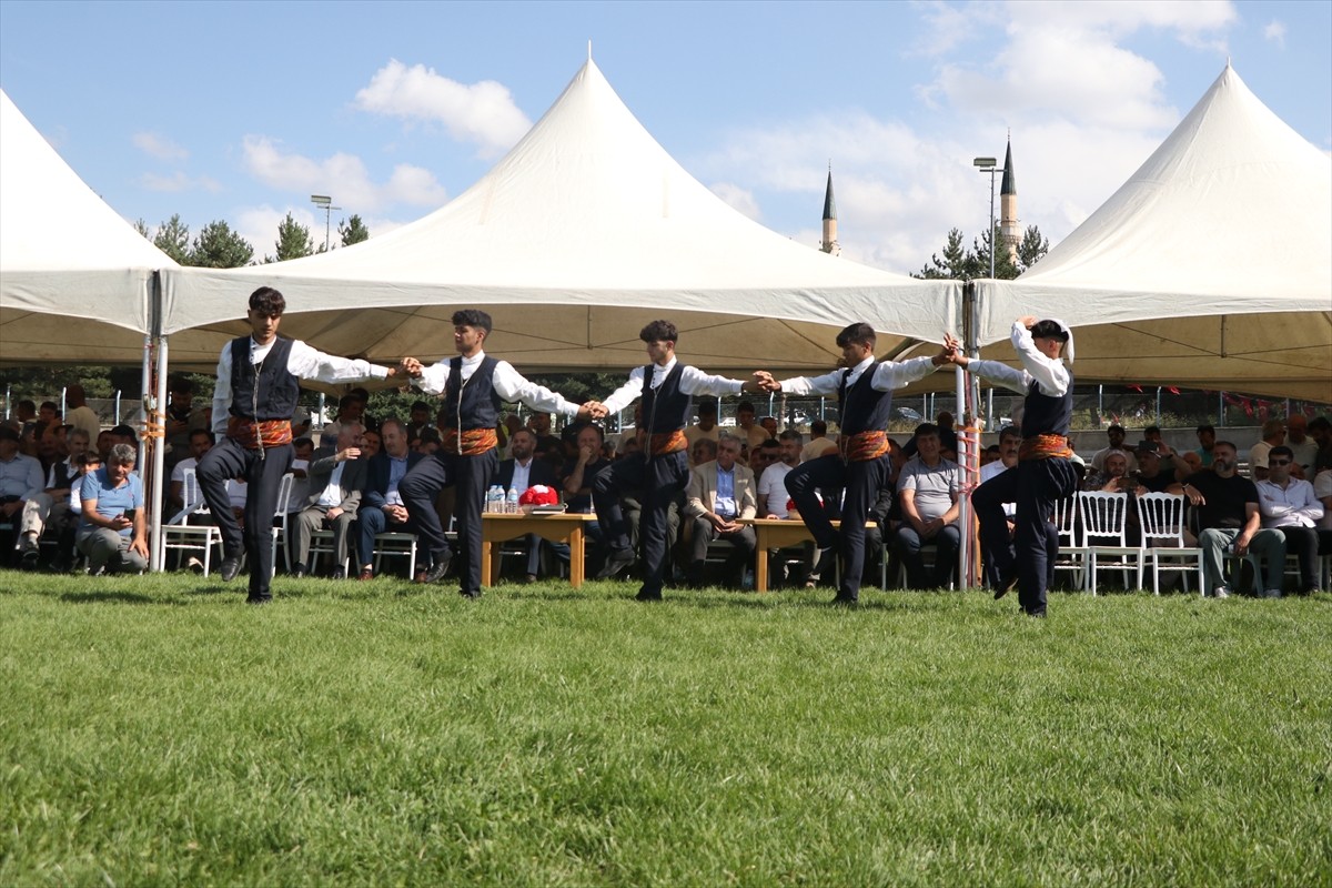 Atatürk Üniversitesi Spor Kulübü'nce organize edilen 1. Karakucak Güreş Festivali, Atatürk...