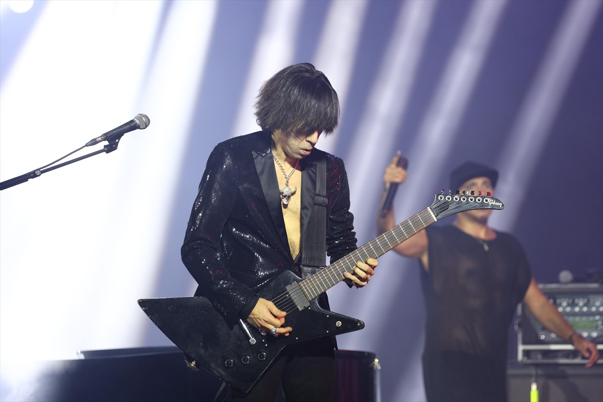 Bu yıl üçüncüsü düzenlenen "İstanbul Festivali", Manga konseriyle Festival Park Yenikapı'da...