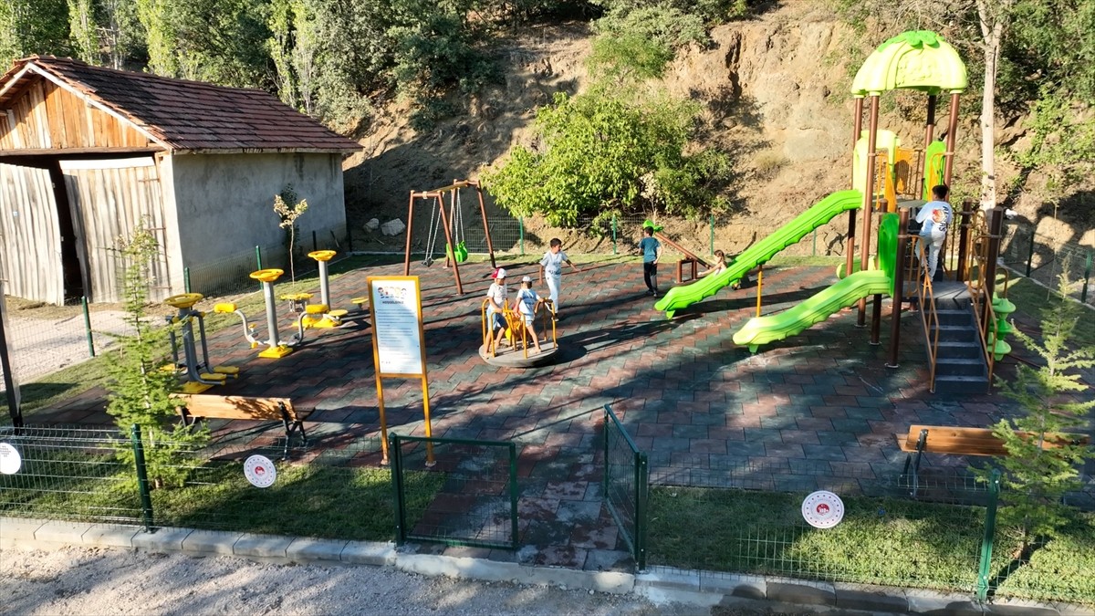 Çevre, Şehircilik ve İklim Değişikliği Bakanlığı, Amasya'nın Yeşilöz Köyü'nde "Park isteriz"...
