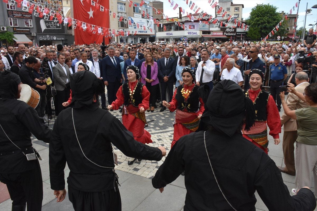 CHP Genel Başkanı Özgür Özel, partisinin Giresun İl Başkanlığını ziyaret etti. Özel'e ziyaret...