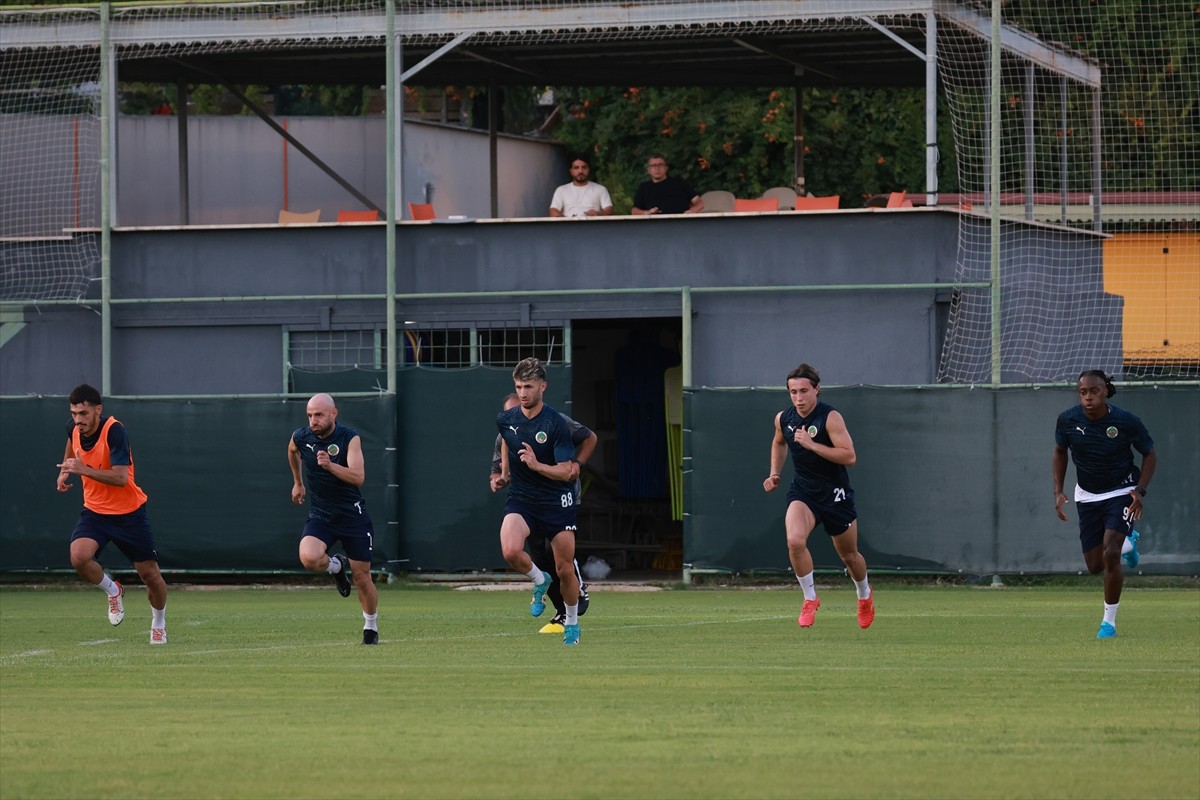 Corendon Alanyaspor, Trendyol Süper Lig'in ilk haftasında 11 Ağustos Pazar günü İkas Eyüpspor ile...