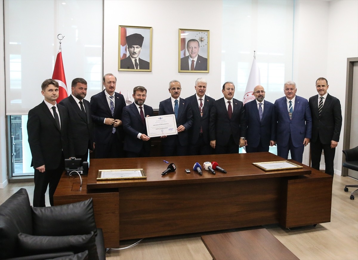 Çukurova Uluslararası Havalimanı'na "A Grubu Havaalanı Terminal İşletme Ruhsatı" verildi....