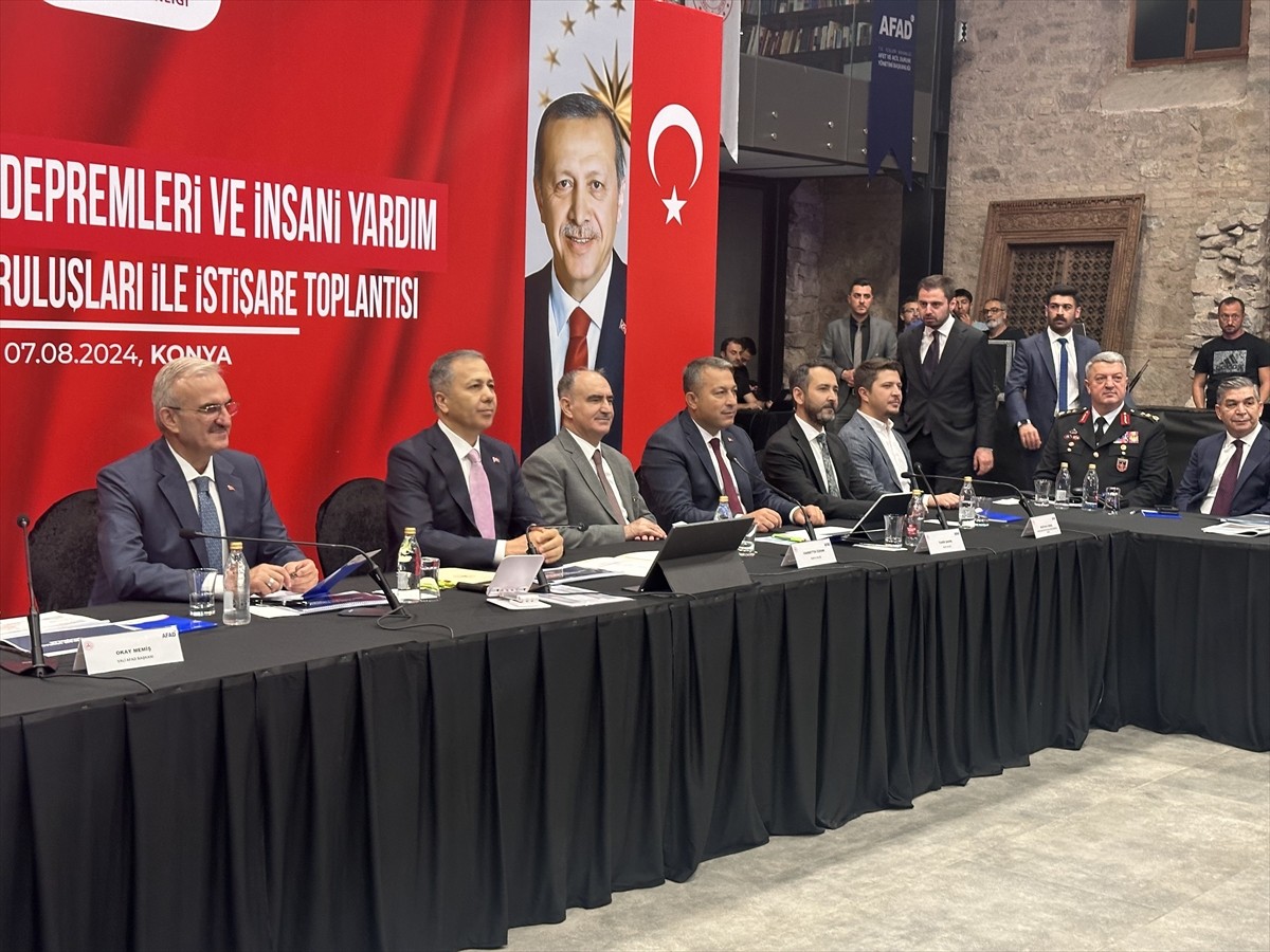 İçişleri Bakanı Ali Yerlikaya, Meram Belediyesi Tantavi Kültür ve Sanat Merkezi'nde düzenlenen "6...