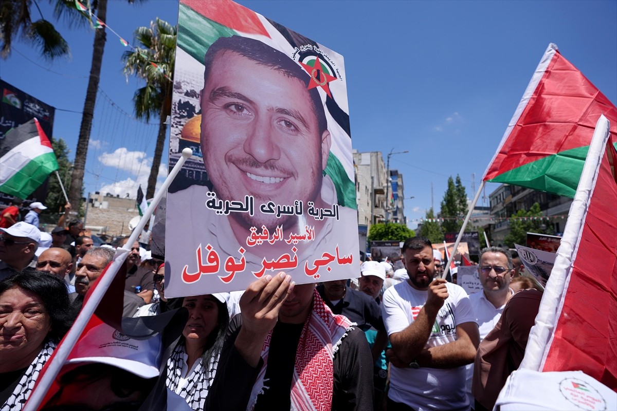 İşgal alındaki Batı Şeria'da "Gazze'ye ve İsrail Hapishanelerindeki Esirlere Destek" gösterileri...