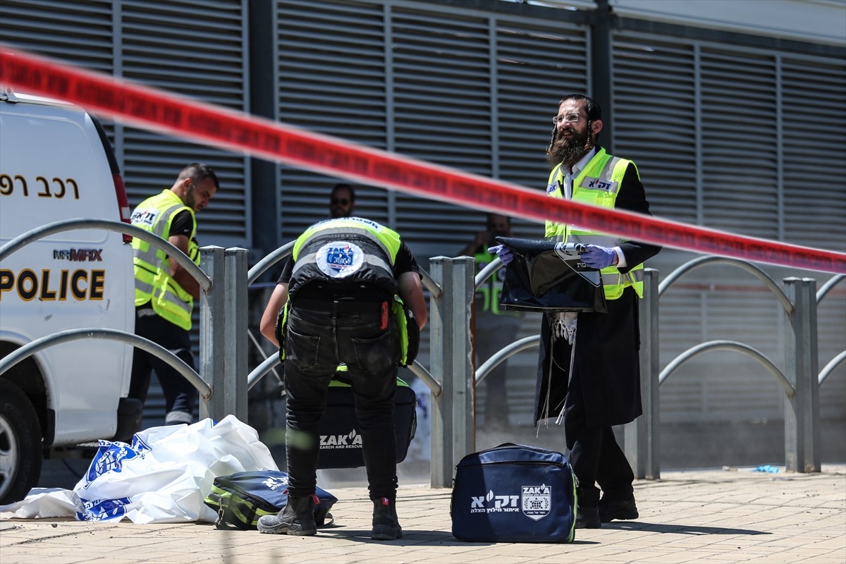 İsrail askerlerinin, Kudüs ile işgal altındaki Batı Şeria’nın Beytüllahim kenti arasındaki askeri...