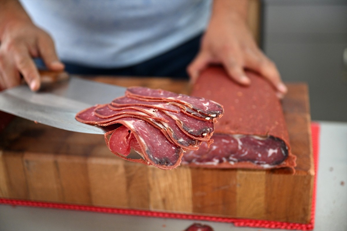 Kayseri Kırmızı Et Üreticileri Birliği Başkanı Ercan Aras, başka şehirlerde uygun olmayan...