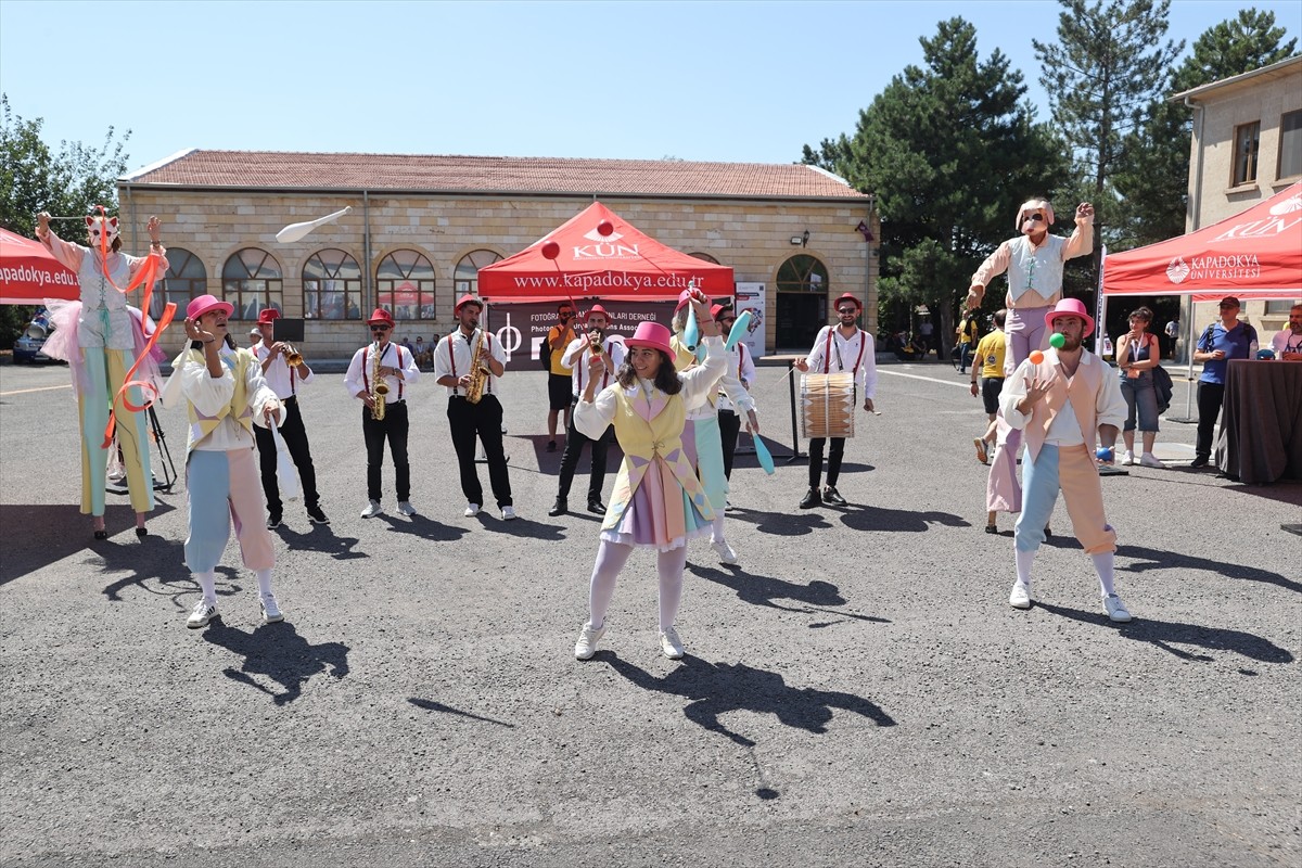 Kültür ve Turizm Bakanlığınca düzenlenen "Nevşehir Kültür Yolu Festivali" başladı. Festivalin...