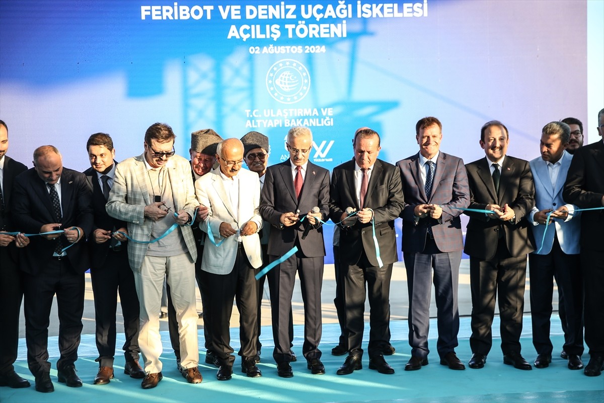 Mersin'in Anamur ilçesinde, Anamur Feribot ve Deniz Uçağı İskelesi'nin açılışı...