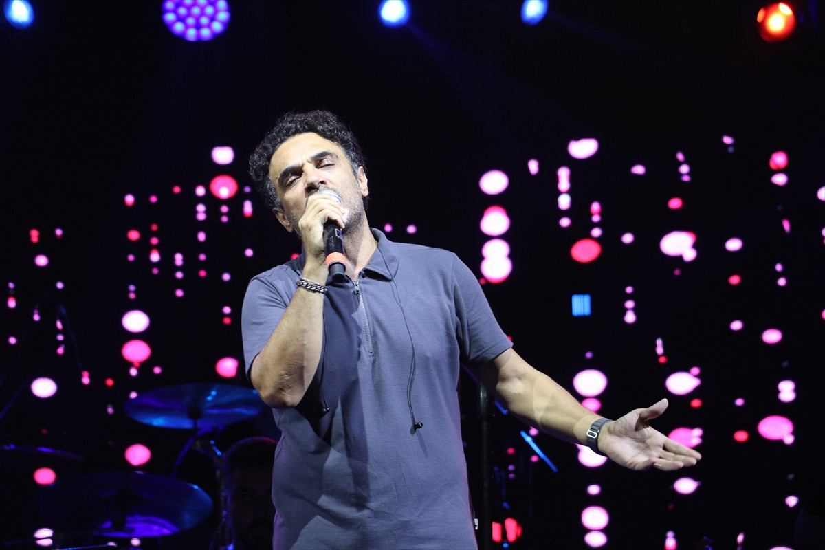 Oyuncu ve şarkıcı Uğur Aslan, 22. Geleneksel Yayladağı Kültür Sanat ve Aba Güreşi Festivali...