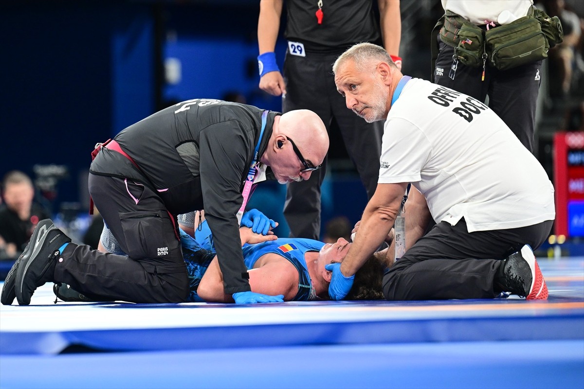 Paris 2024 Olimpiyat Oyunları'nda kadınlar 76 kg serbest stil güreş müsabakası Champ De Mars...