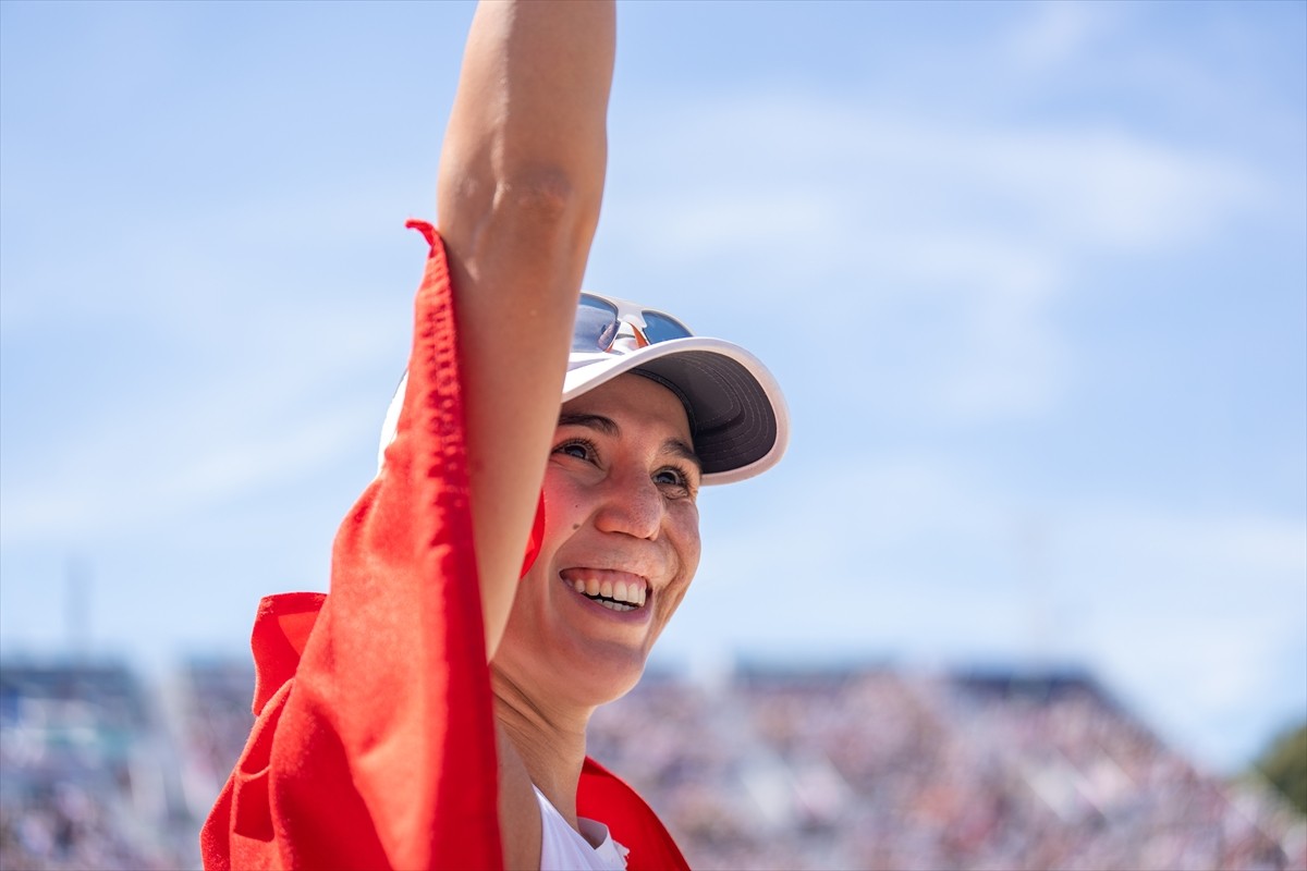 Paris 2024 Olimpiyat Oyunları'nda, Paris'teki Versay Sarayı'nda kadınlar modern pentatlonun finali...