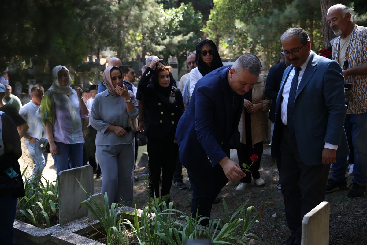 Sakarya'da 17 Ağustos 1999 Marmara Depremi'nde hayatını kaybedenler, depremin 25'inci yıl...