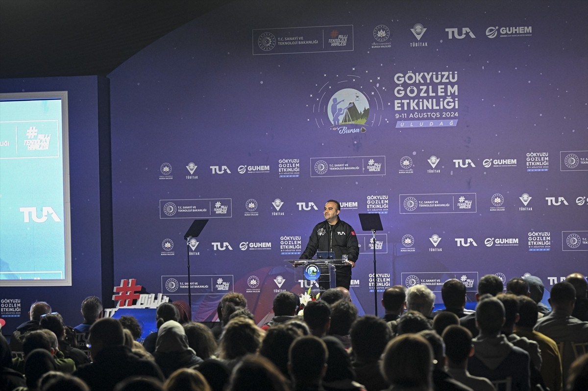 Sanayi ve Teknoloji Bakanı Mehmet Fatih Kacır, bu yıl Bursa Uludağ'da gerçekleştirilen ve 11...