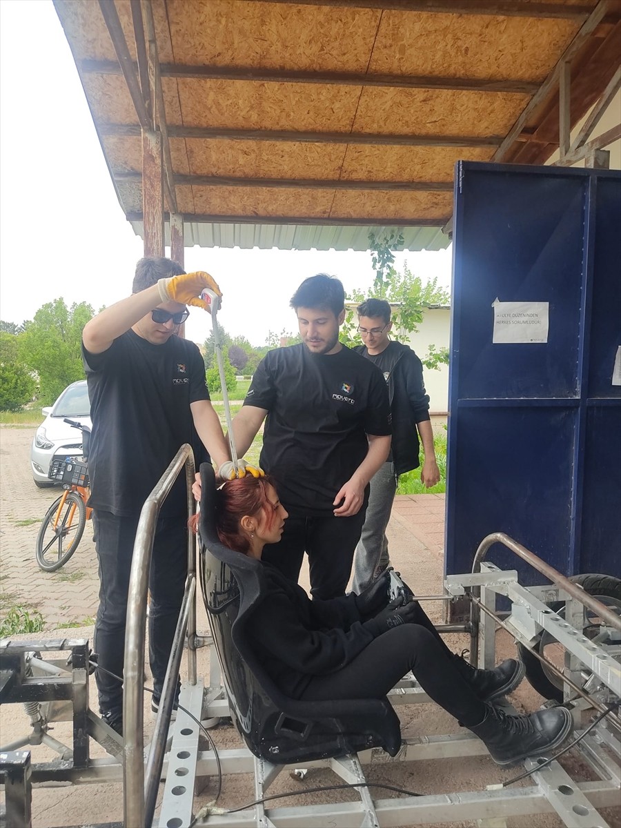 TEKNOFEST Havacılık, Uzay ve Teknoloji Festivali'nde geçen yıl Türkiye 3'üncüsü olan Eskişehir...