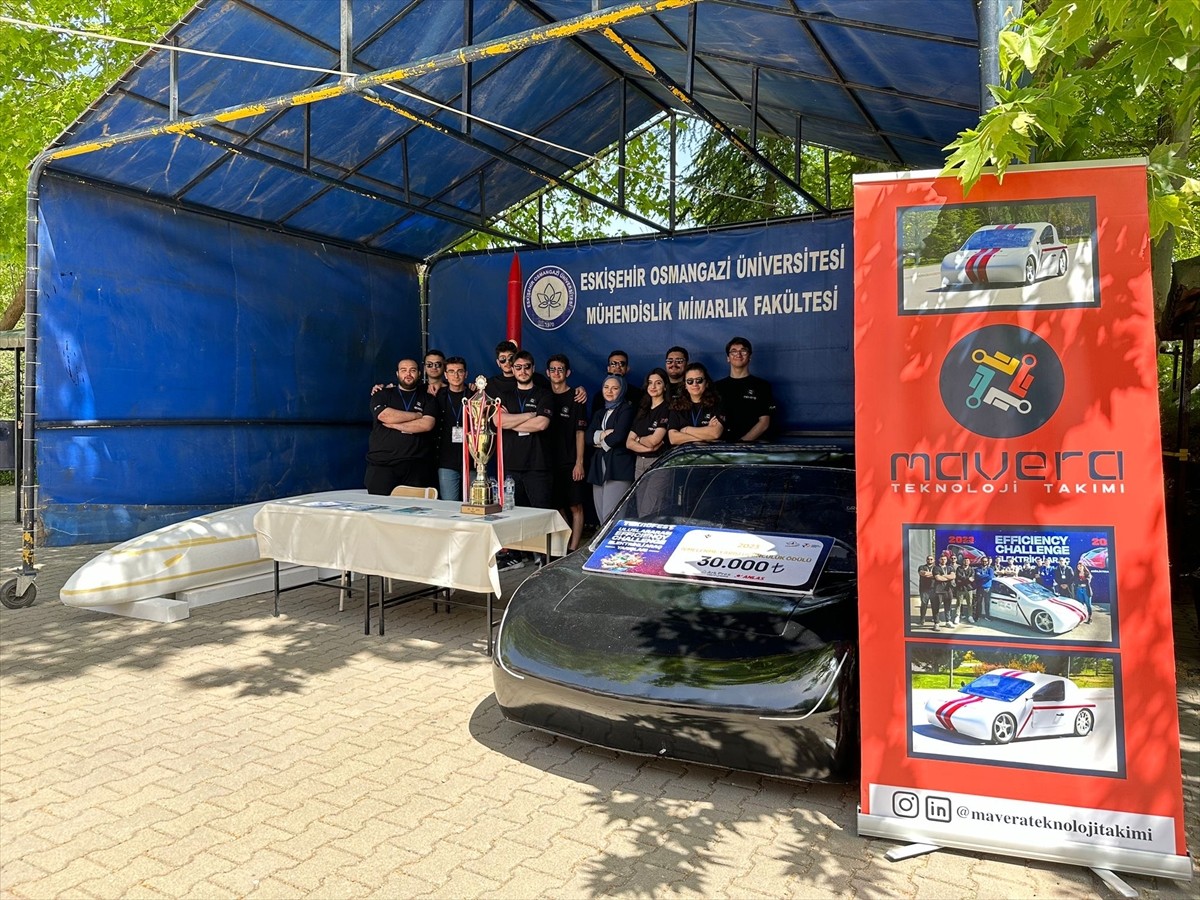 TEKNOFEST Havacılık, Uzay ve Teknoloji Festivali'nde geçen yıl Türkiye 3'üncüsü olan Eskişehir...