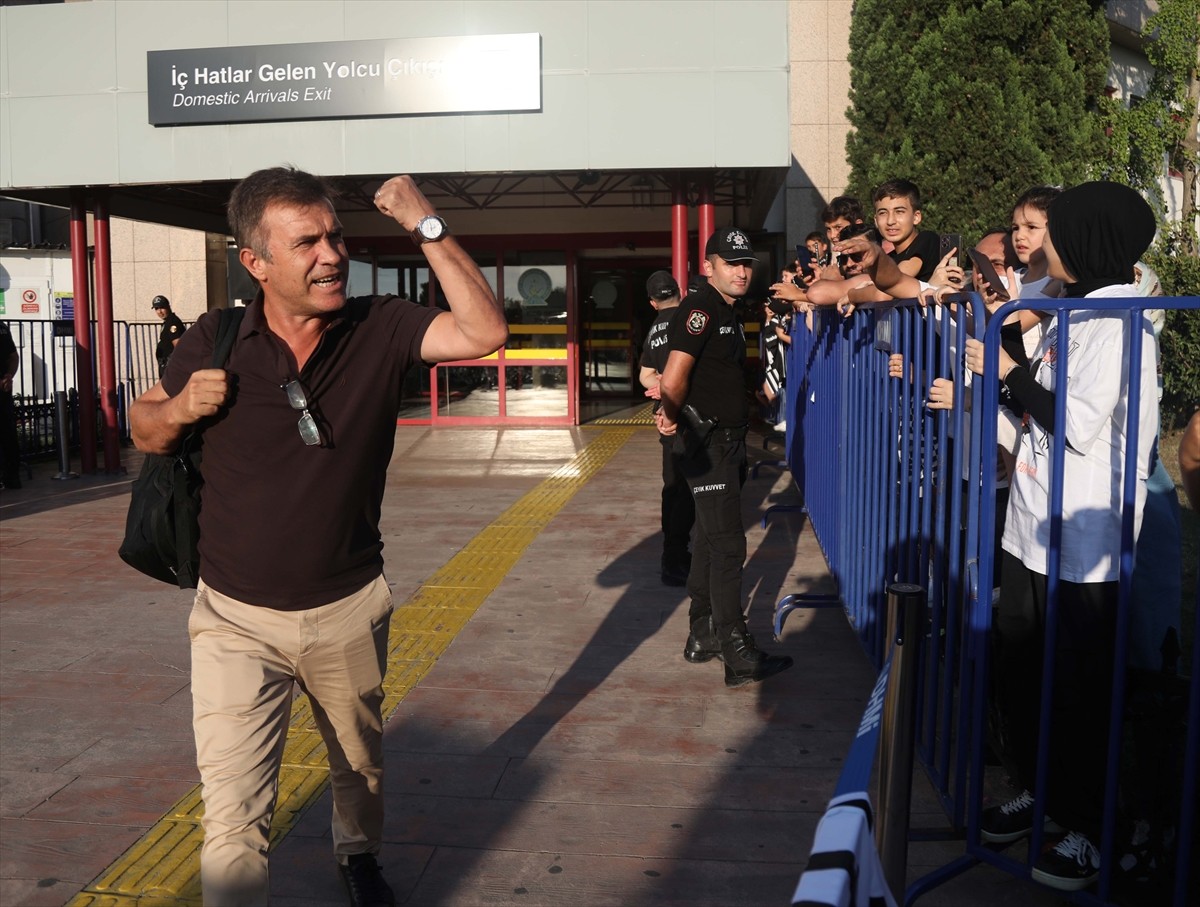 Trendyol Süper Lig’in 1. haftasında Beşiktaş, yarın Samsunspor ile oynayacağı maç için Samsun’a...