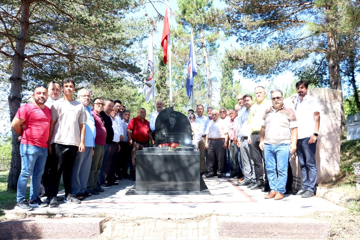 Türk-İş Genel Sekreterliği ve Genel Maden İşçileri Sendikası (GMİS) Genel Başkanlığı görevini...