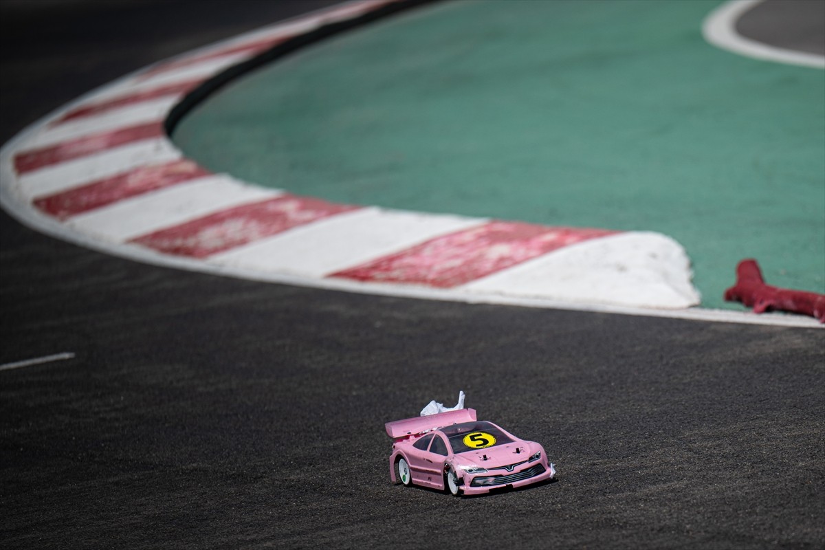 Türkiye Onroad Şampiyonasının (TORC) üçüncü etabı Afyonkarahisar'da gerçekleştirildi. Yaklaşık 40...
