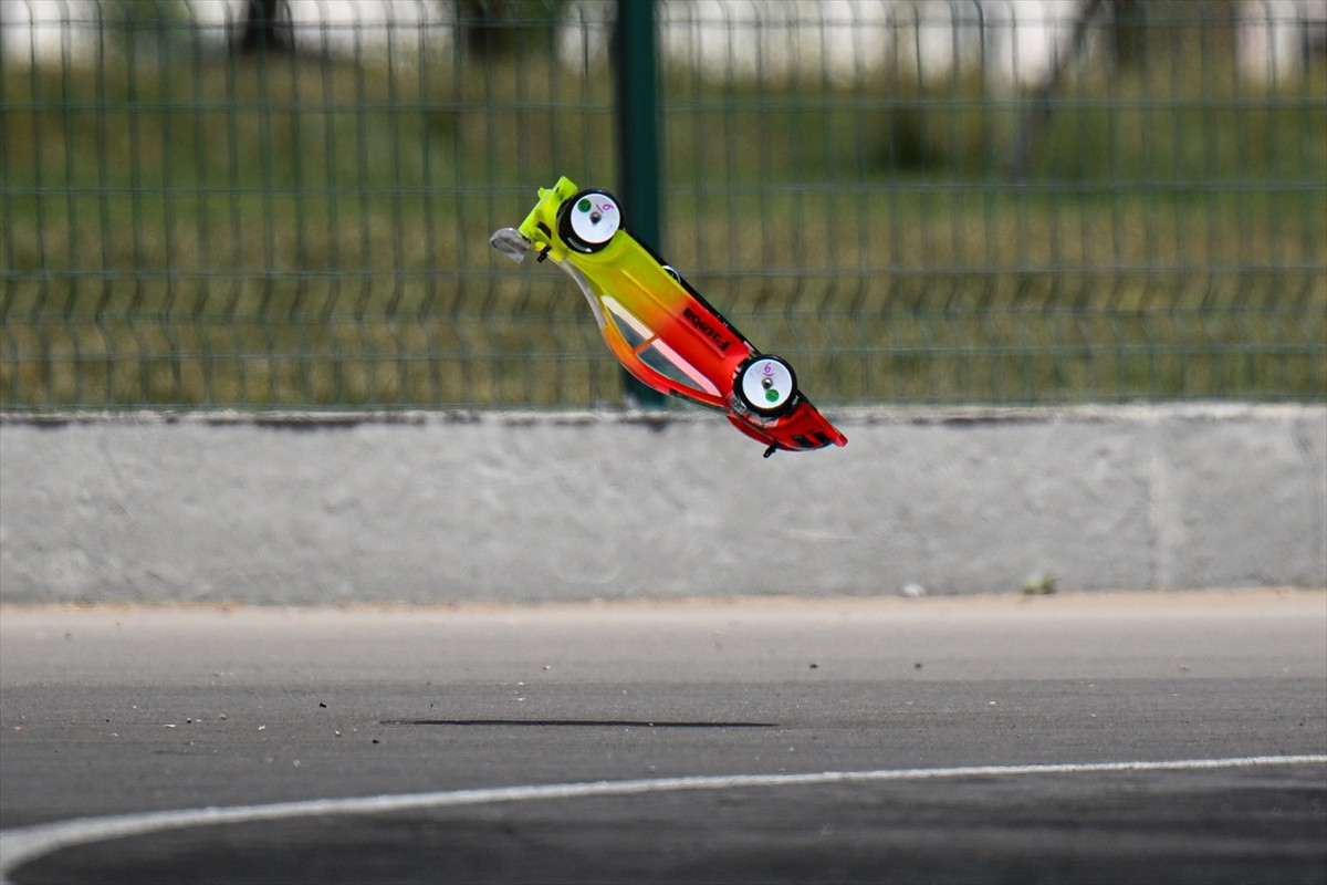 Türkiye Onroad Şampiyonasının (TORC) üçüncü etabı Afyonkarahisar'da gerçekleştirildi. Yaklaşık 40...