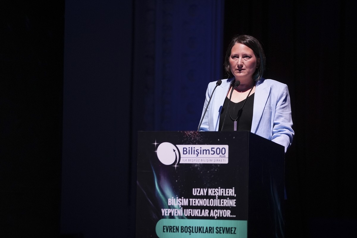 Ulaştırma ve Altyapı Bakan Yardımcısı Ömer Fatih Sayan, "Bilişim 500 Araştırma" sonuçlarının...