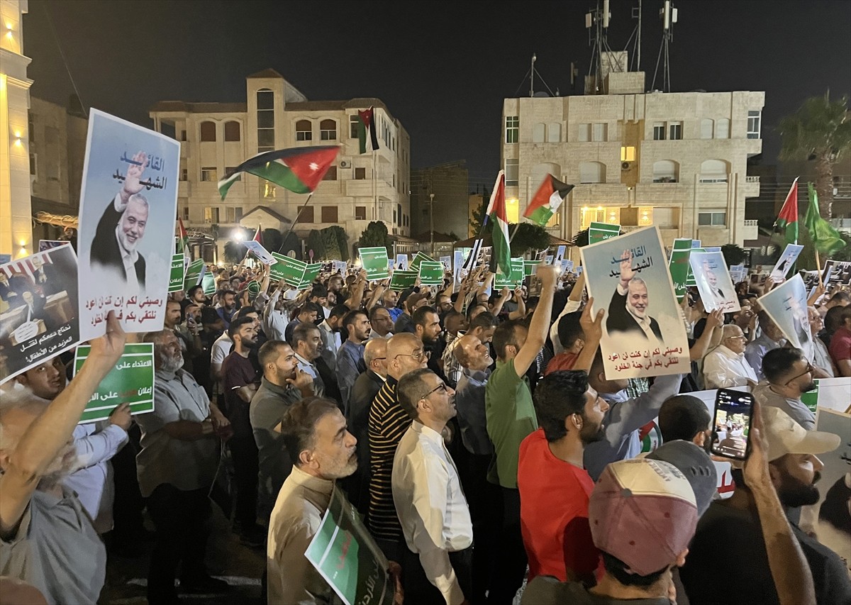 Ürdün'ün başkenti Amman'daki Tel Aviv Büyükelçiliğine birkaç yüz metre uzaklıktaki Rabiye...