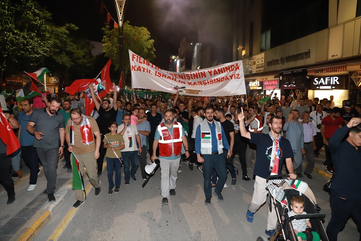 Van, Muş ve Bitlis'te İran'ın başkenti Tahran'da uğradığı suikastte yaşamını yitiren Hamas Siyasi...