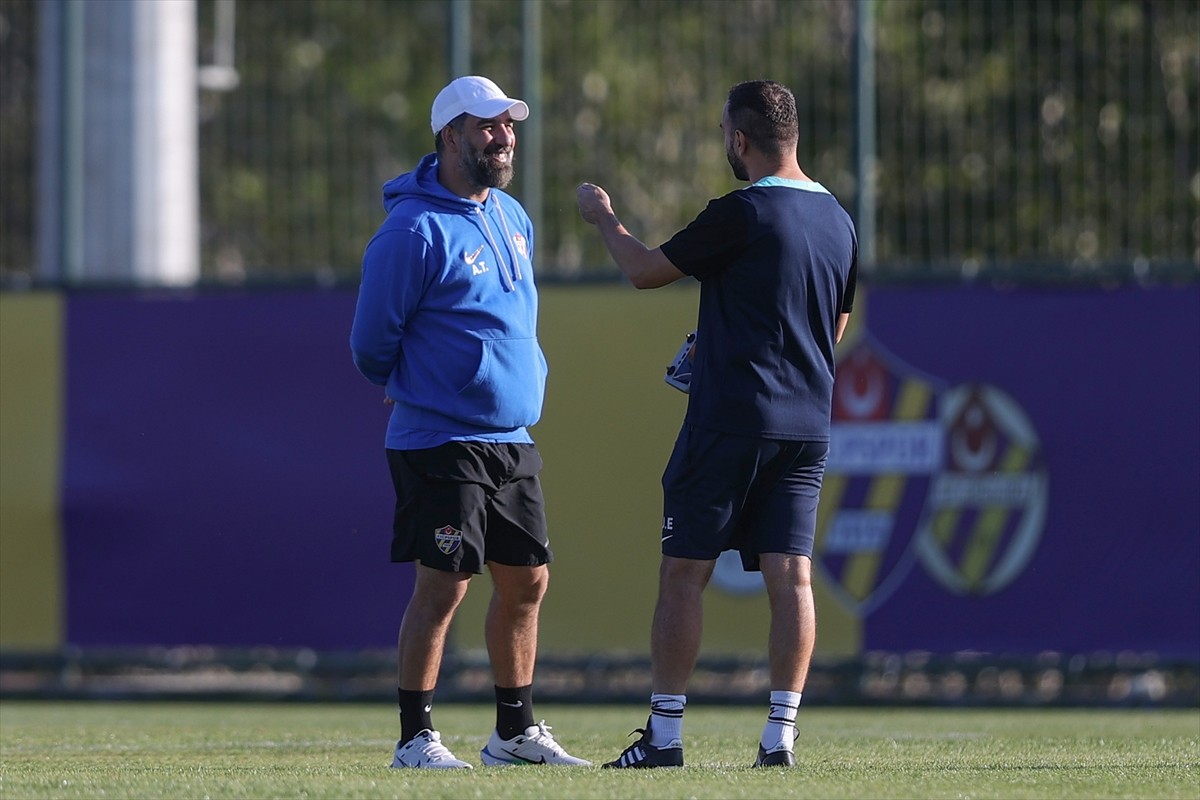 Trendyol Süper Lig'in 6. haftasında Beşiktaş ile deplasmanda karşılaşacak ikas Eyüpspor...