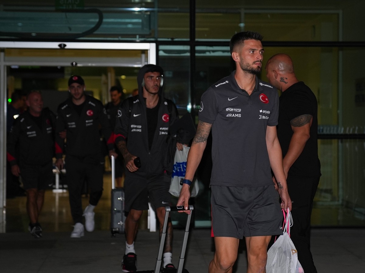 UEFA Uluslar B Ligi 4. Grup'taki 2. maçında 9 Eylül Pazartesi günü İzlanda ile karşılaşacak A...