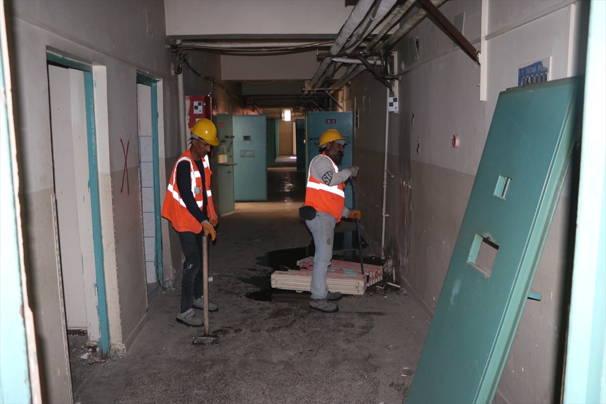 Diyarbakır'da, mülkiyeti Kültür ve Turizm Bakanlığına devredilen Diyarbakır Cezaevi'nde...