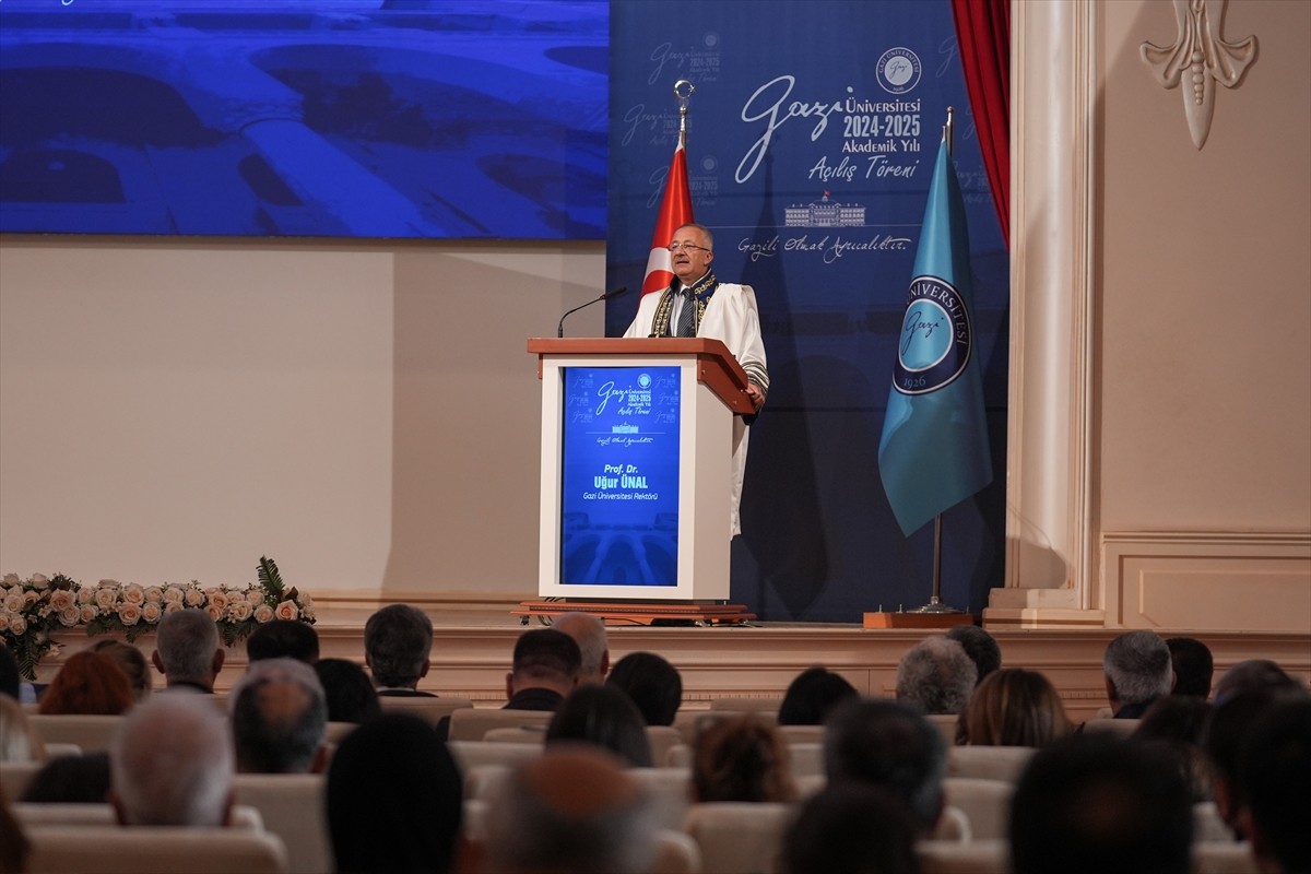 Gazi Üniversitesi Rektörü Prof.Dr. Uğur Ünal, üniversitenin 2024-2025 Akademik Yılı açılış...
